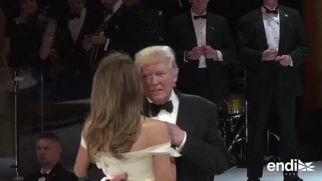 Abogado de Trump admite pago a actriz porno vinculada al magnate