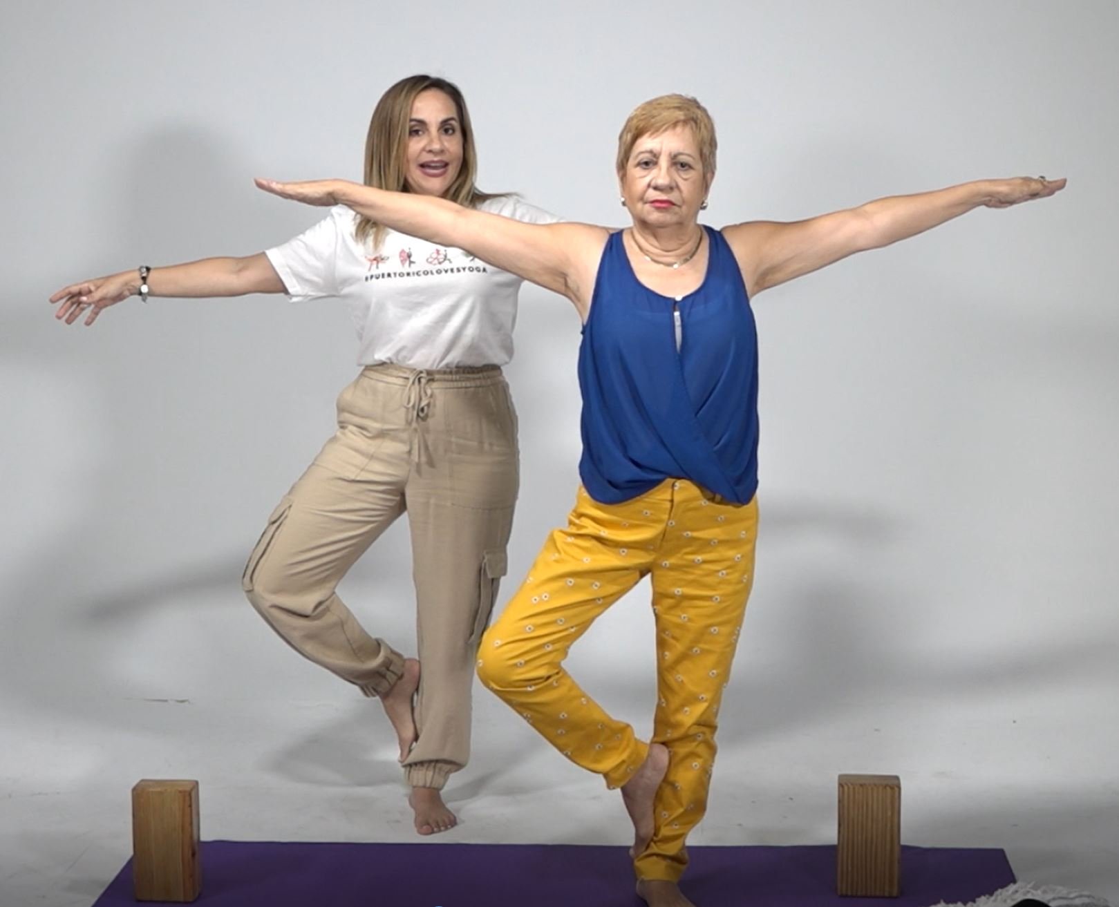 Fortalece tus huesos con el yoga